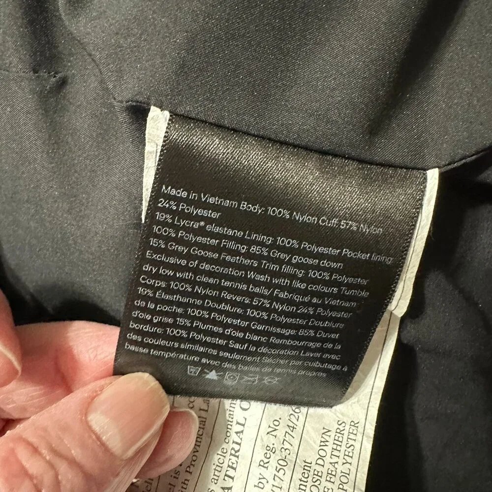 LULULEMON ATHLETICA BLUE PUFFER JACKET, MEDIUM - Picture 4 of 12